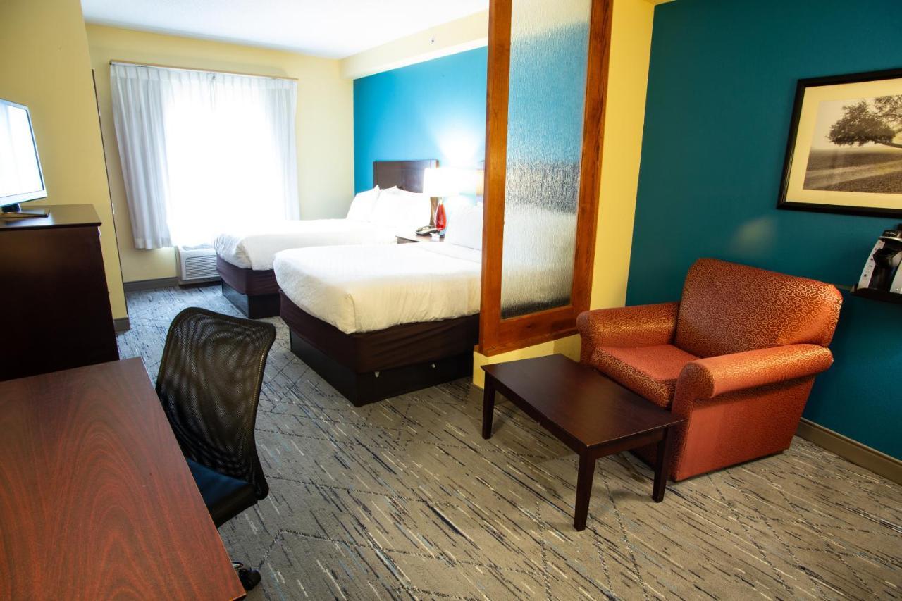 Holiday Inn Express & Suites Harrisburg West Mechanicsburg Buitenkant foto