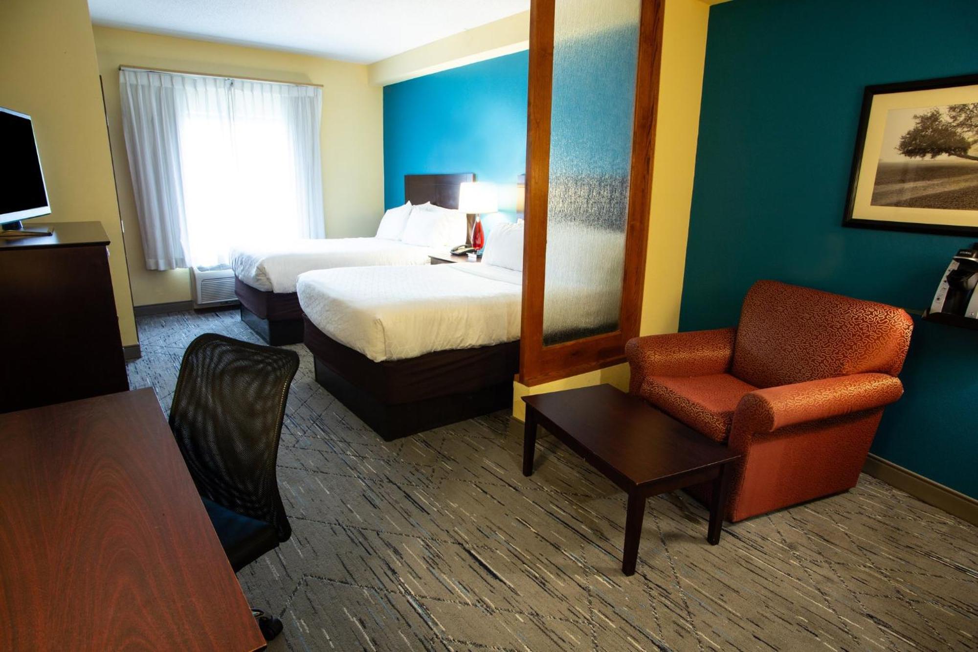 Holiday Inn Express & Suites Harrisburg West Mechanicsburg Buitenkant foto