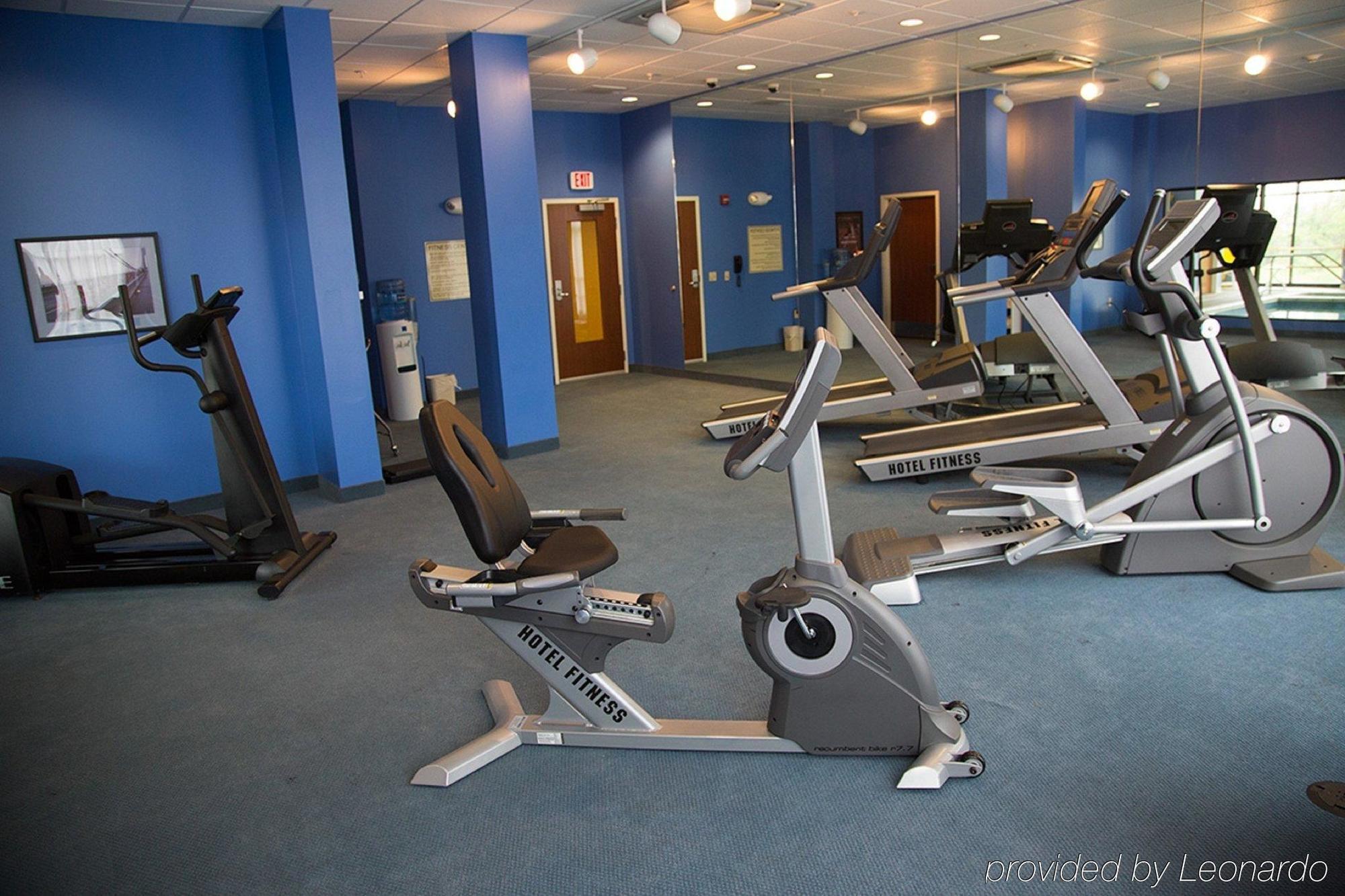 Holiday Inn Express & Suites Harrisburg West Mechanicsburg Buitenkant foto